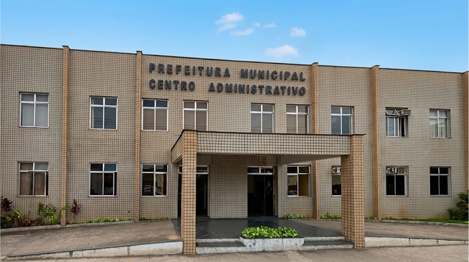Concurso público da Prefeitura de Valença oferece 100 vagas para professores em 2026.